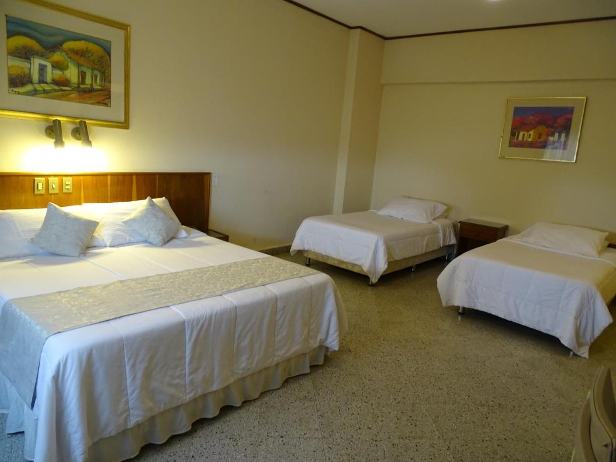 Gran Hotel Parana อะซุนซิออง ภายนอก รูปภาพ