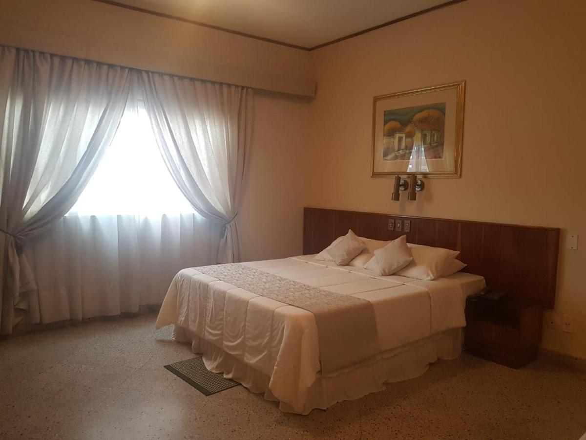 Gran Hotel Parana อะซุนซิออง ภายนอก รูปภาพ